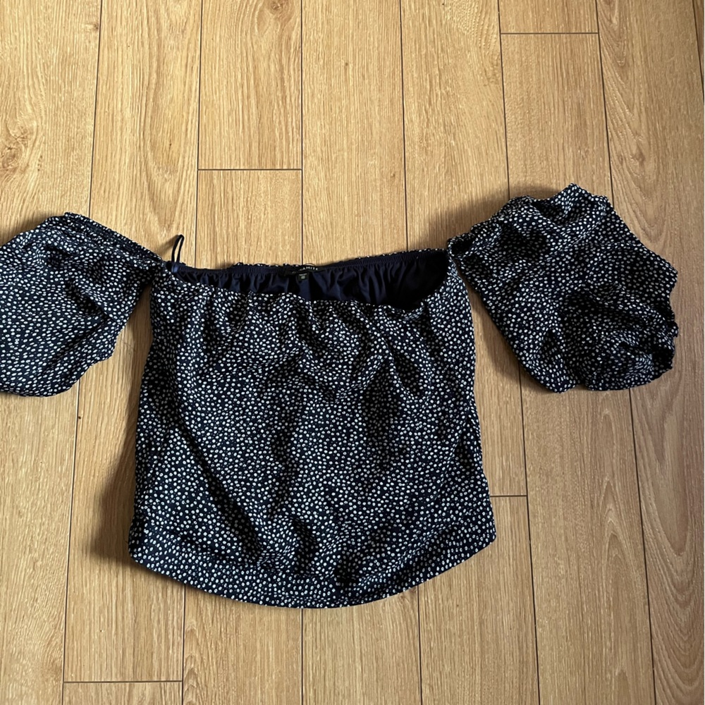 Dynamite balloon sleeve top